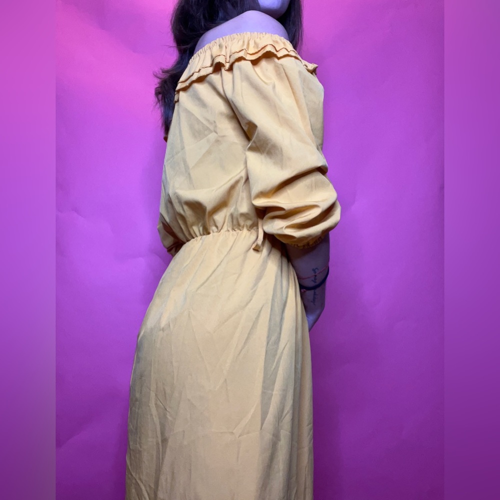Dress - Picture 2 of 5